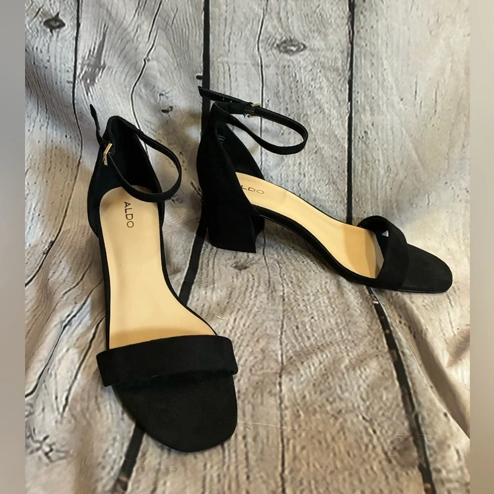 Aldo Pristine Black Women’s‎ Strappy Block Heel Sandals Size 9 EU 40 Preppy Chic